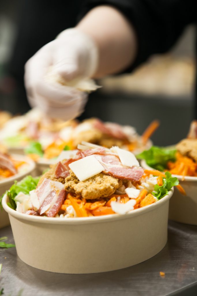 Préparation plat en cuisine
